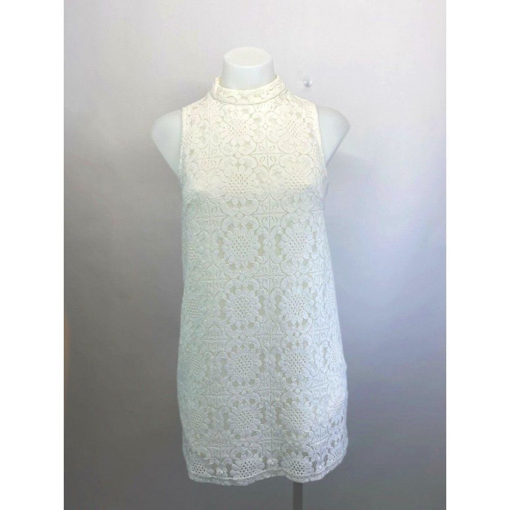 Forever 21 Blouse embroidery Beige White Sleeveless SIZE Small
